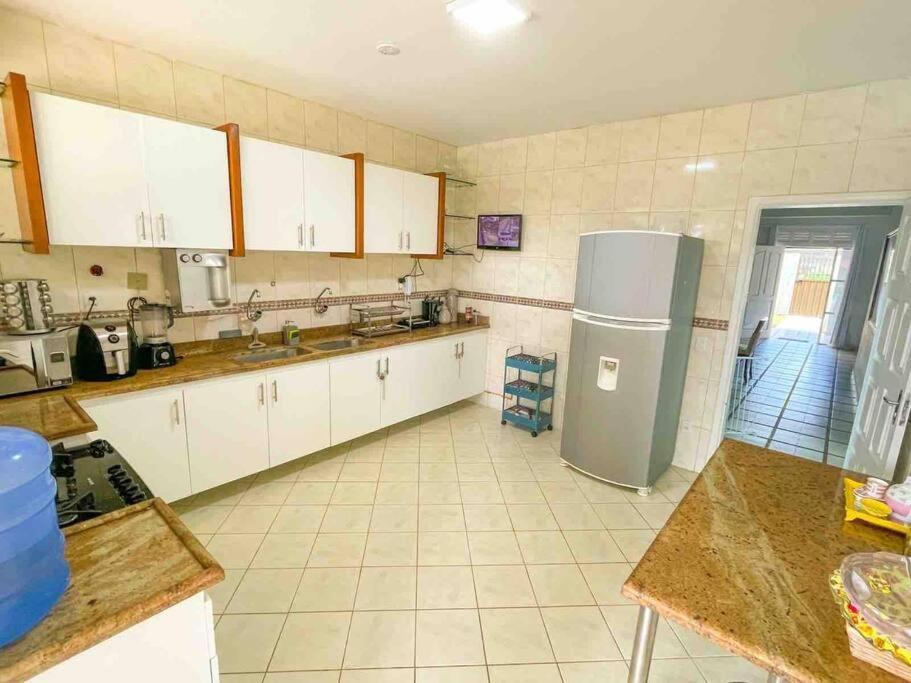 Casa A 170M Da Praia Com Vista Para O Mar Ilheus Luaran gambar